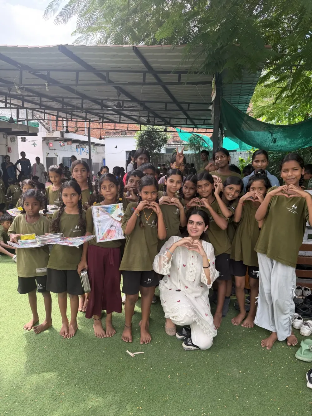 Shirin Batra of The Heart Foundation with a group of girls at a community session